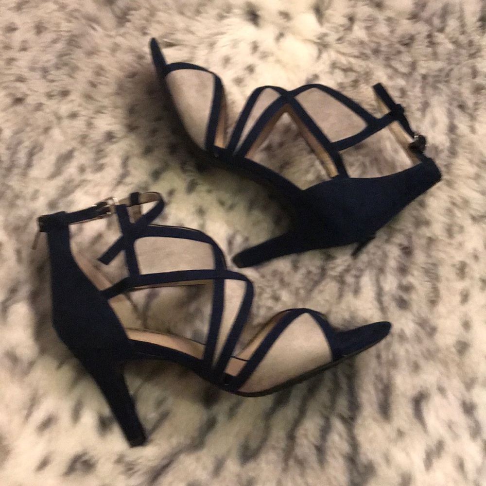 Rialto open toe heels, size 9 ( runs large)